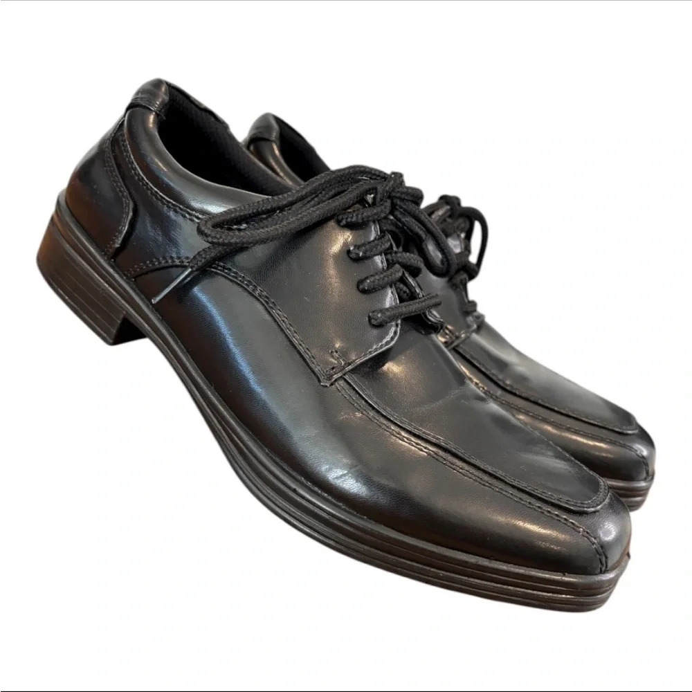 Deer Stags Sleek Kids Black Oxford Dress Shoes